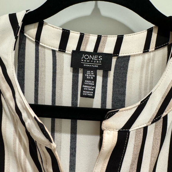 Jones NY office/work top (?), striped, cream & black. Size M. - Picture 7 of 7